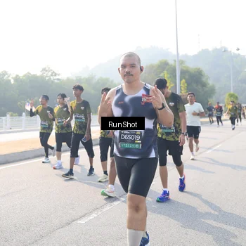 Runner Photo 6922332