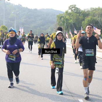 Runner Photo 6922336