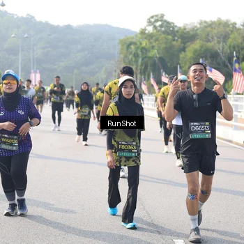 Runner Photo 6922339