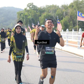 Runner Photo 6922345