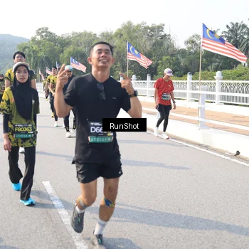 Runner Photo 6922350