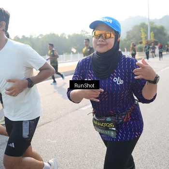 Runner Photo 6922354