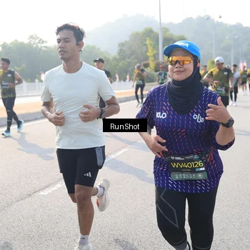 Runner Photo 6922355