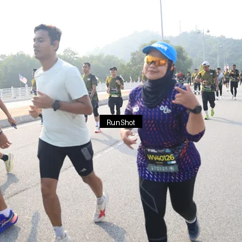 Runner Photo 6922357