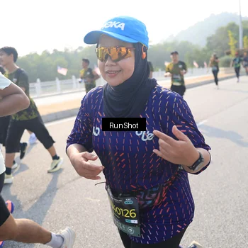 Runner Photo 6922360