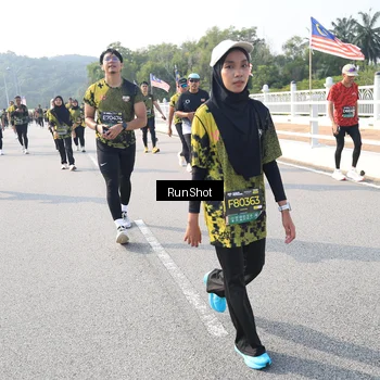 Runner Photo 6922362
