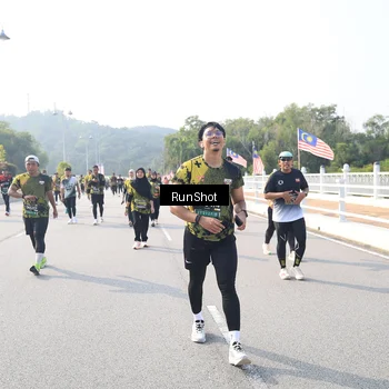 Runner Photo 6922365