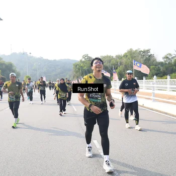 Runner Photo 6922370