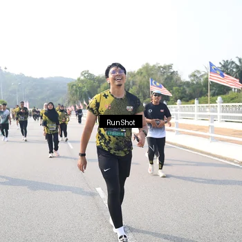 Runner Photo 6922374