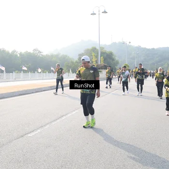 Runner Photo 6922386
