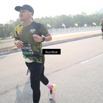 Runner Photo 6922387