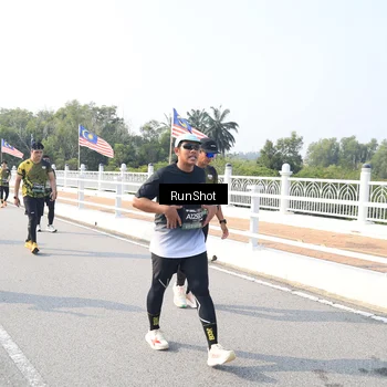 Runner Photo 6922391