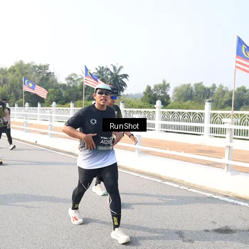 Runner Photo 6922392