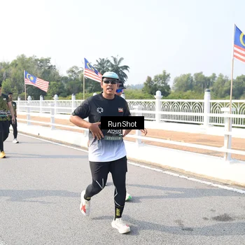 Runner Photo 6922394