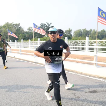 Runner Photo 6922401