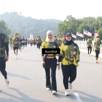 Runner Photo 6922421