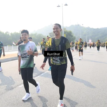 Runner Photo 6922433