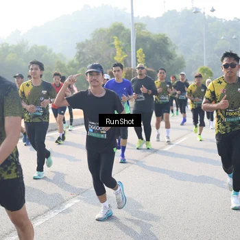 Runner Photo 6922466