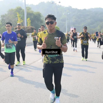 Runner Photo 6922474