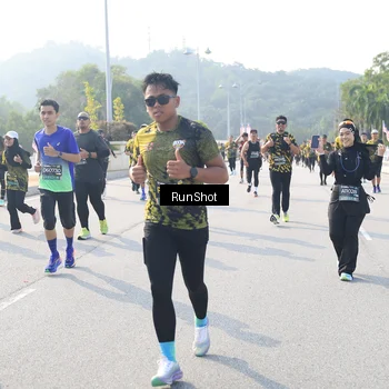 Runner Photo 6922476