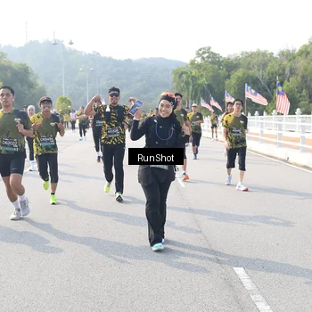 Runner Photo 6922486