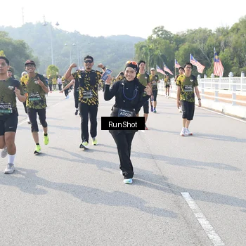 Runner Photo 6922489