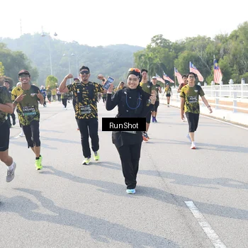 Runner Photo 6922490