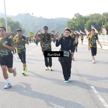 Runner Photo 6922491
