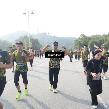 Runner Photo 6922503