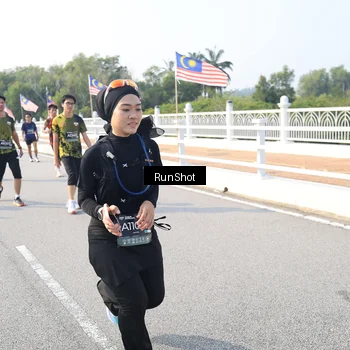 Runner Photo 6922509
