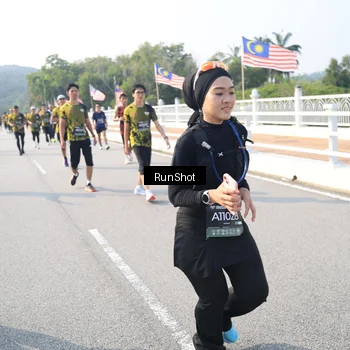 Runner Photo 6922512
