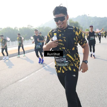 Runner Photo 6922513