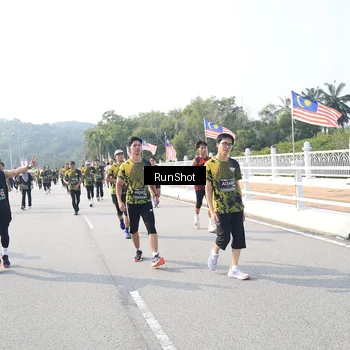 Runner Photo 6922520
