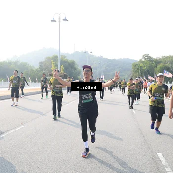 Runner Photo 6922523
