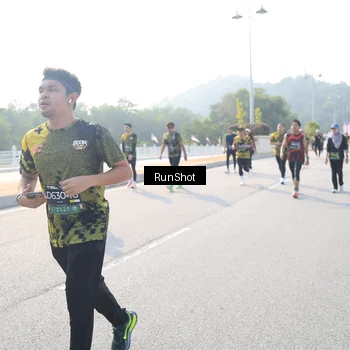 Runner Photo 6922541