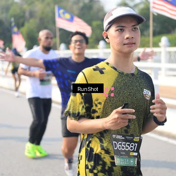 Runner Photo 6922557