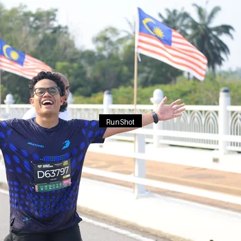 Runner Photo 6922563