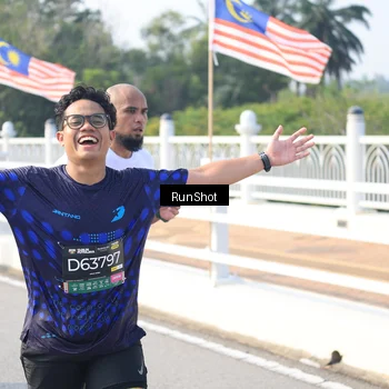 Runner Photo 6922564