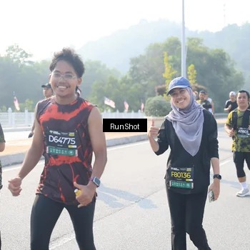Runner Photo 6922573