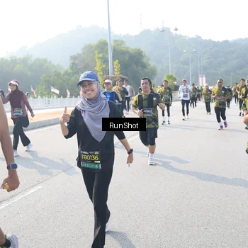 Runner Photo 6922574