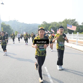 Runner Photo 6922577