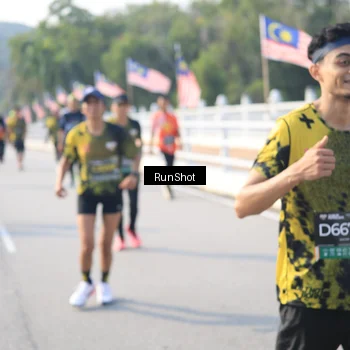 Runner Photo 6922591