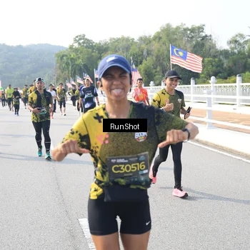 Runner Photo 6922599