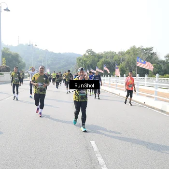 Runner Photo 6922611