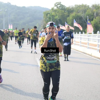 Runner Photo 6922613