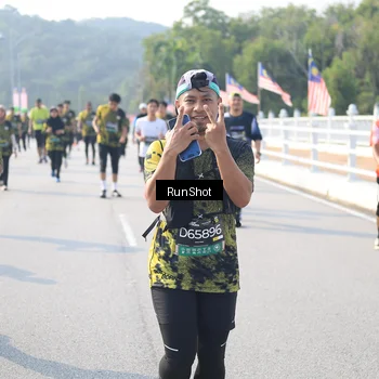 Runner Photo 6922614
