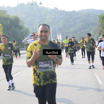 Runner Photo 6922621