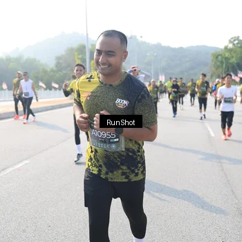 Runner Photo 6922630