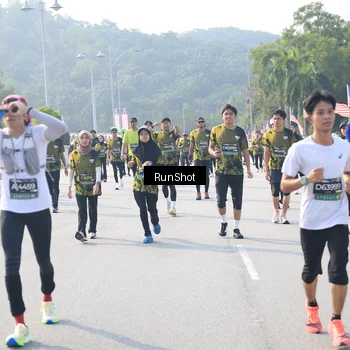 Runner Photo 6922635