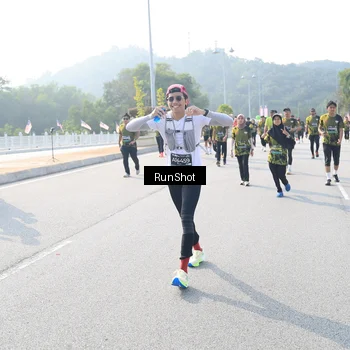 Runner Photo 6922649
